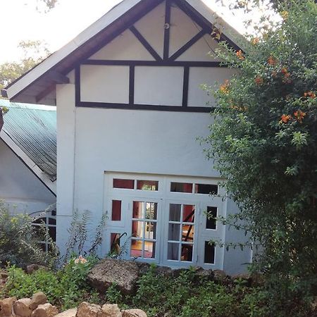 Sincere Wilderness Home Stay Нувара Елия Екстериор снимка